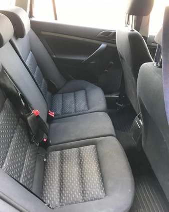 Skoda Octavia cena 15500 przebieg: 401000, rok produkcji 2013 z Zambrów małe 56